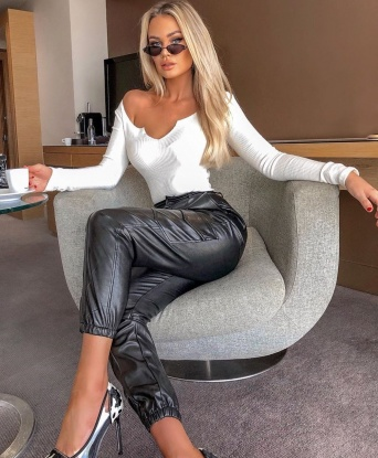 Карина, 24 года, 3 размер груди
